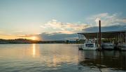 Houseboat-AirBnB-exterior